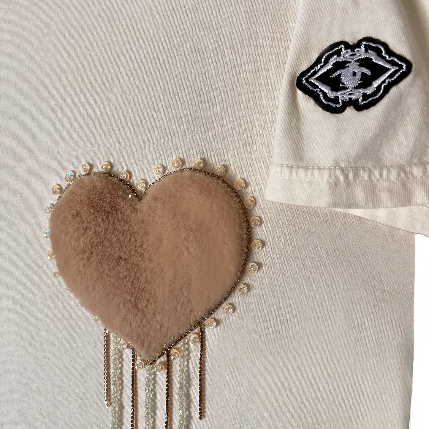 TRISTAN & ISOLDE - Two Hearts T Shirt